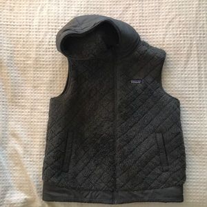 Women’s large Patagonia reversible vest